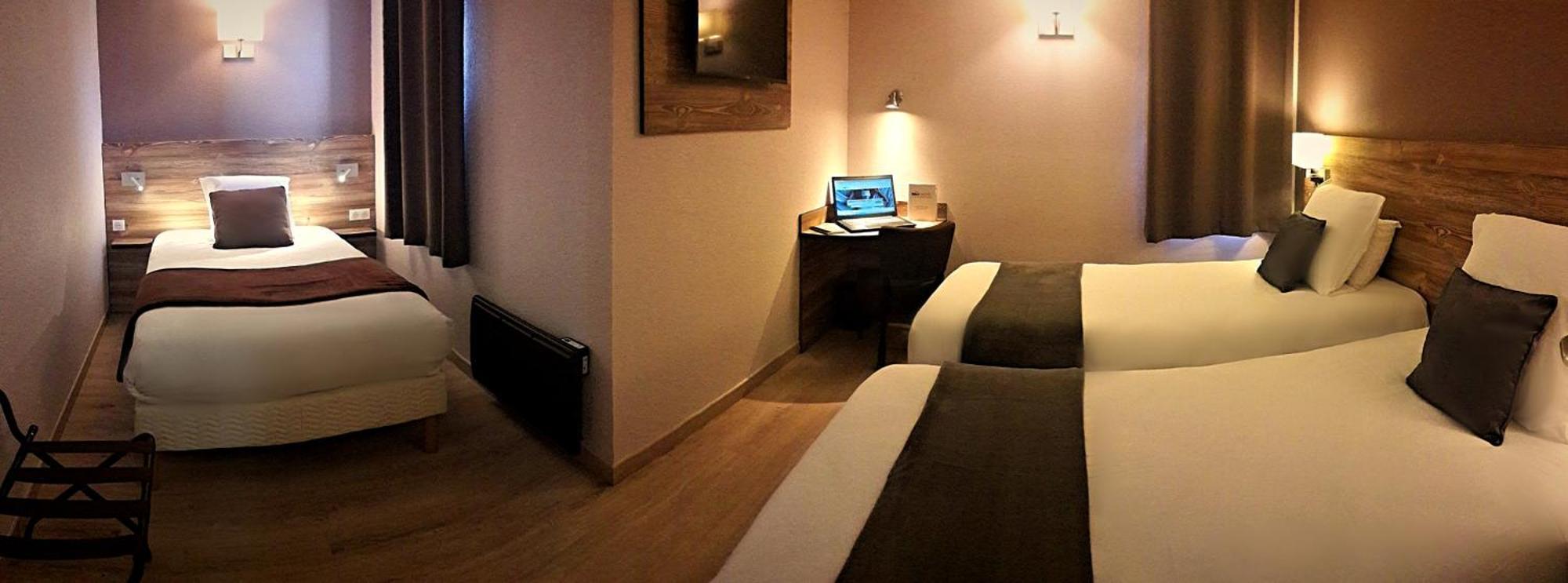 Brit Hotel Confort Pau Lons Εξωτερικό φωτογραφία