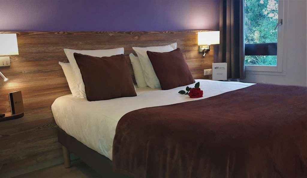 Brit Hotel Confort Pau Lons Δωμάτιο φωτογραφία