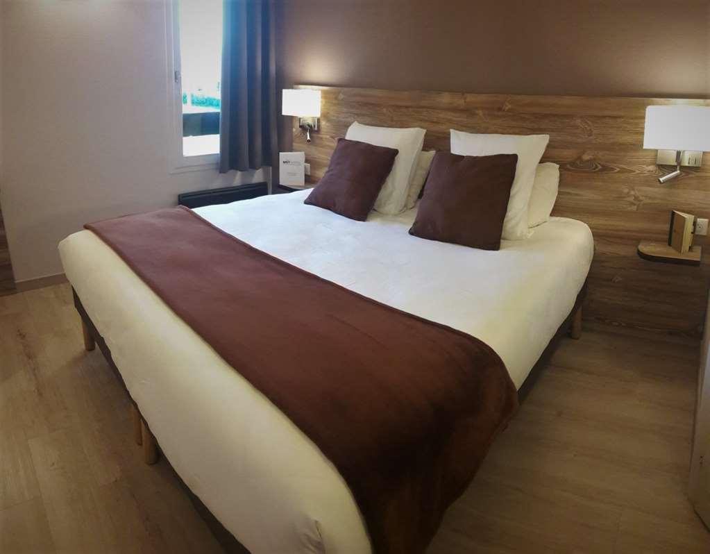 Brit Hotel Confort Pau Lons Δωμάτιο φωτογραφία