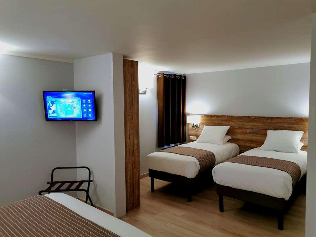 Brit Hotel Confort Pau Lons Δωμάτιο φωτογραφία