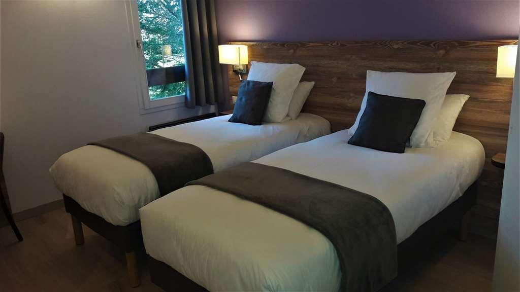 Brit Hotel Confort Pau Lons Δωμάτιο φωτογραφία