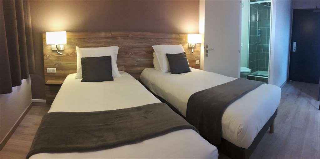 Brit Hotel Confort Pau Lons Δωμάτιο φωτογραφία